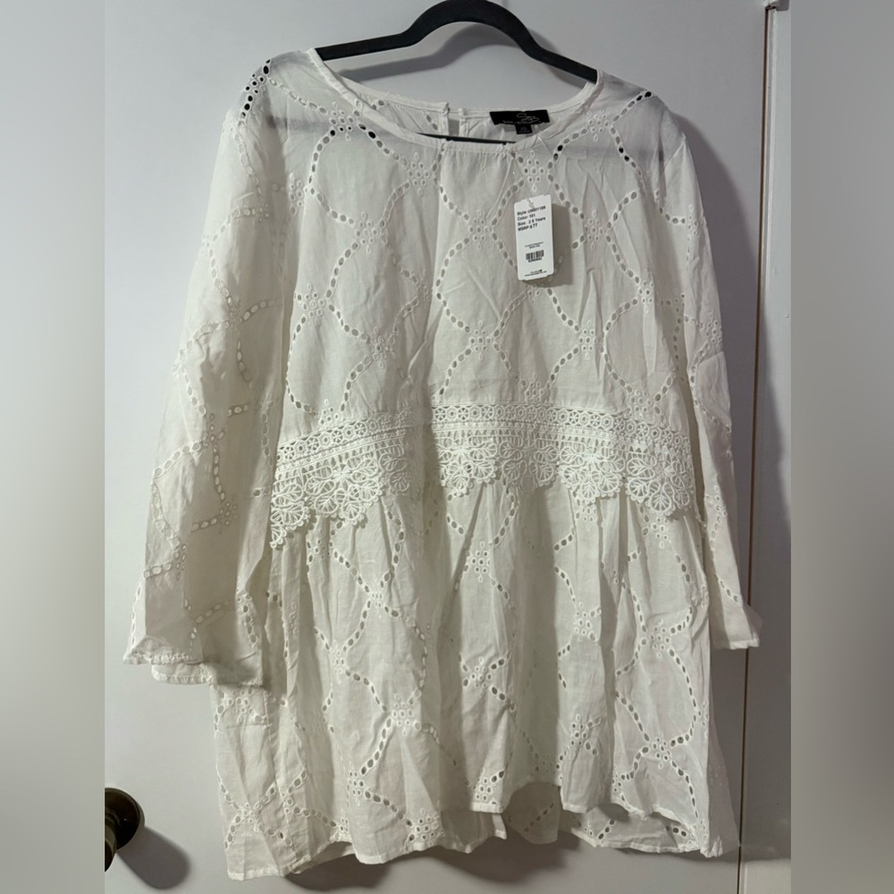 Suzanne Betro White Eyelet Crochet Peasant Blouse